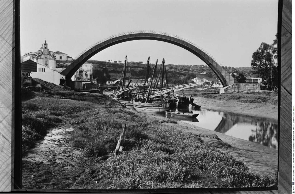 Construção de um canal denominado Esteiro da Princesa